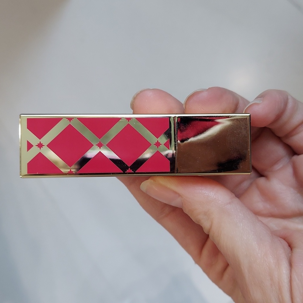 Estee Lauder Lipstick